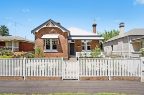 Splendid Holiday Escape with Spacious Garden